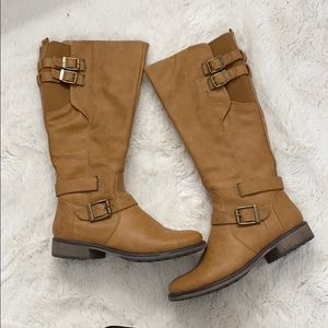 Baretrap boots
